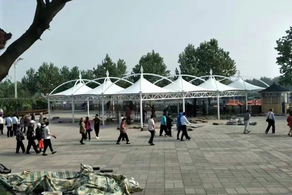 哈爾濱膜結構建筑防雨系統的重要性