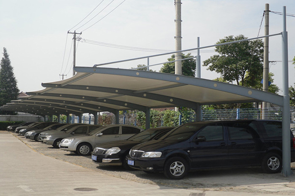 哈爾濱膜結(jié)構(gòu)車棚看臺(tái)雨棚的加固方法